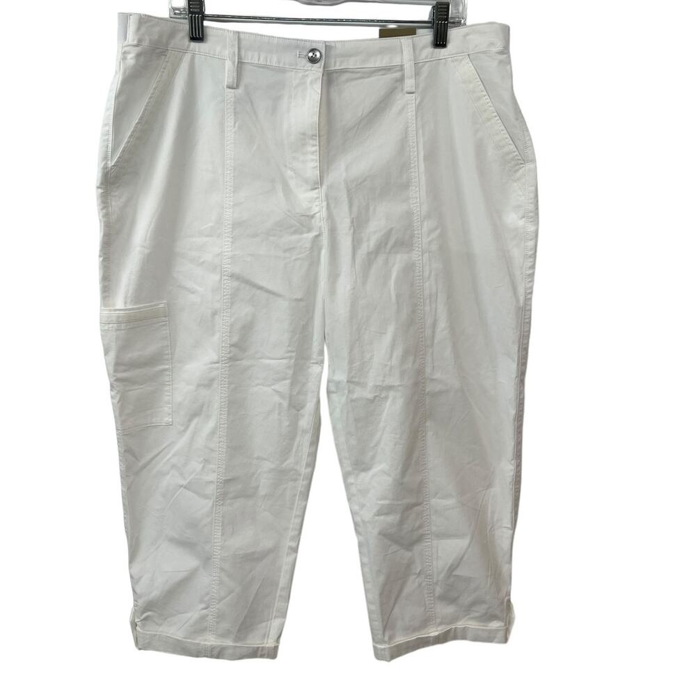 CHICO'S NWT $64.95 White Fitigues Capri SZ 14